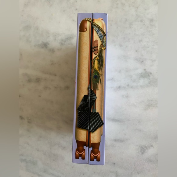 Things: Schitt's Creek Edition Board Game, Party Game Meets Classic TV Show-NEW - Picture 2 of 3